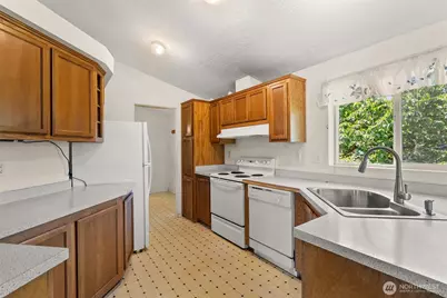 1116 Second Street W, South Bend, WA 98586 - Photo 7