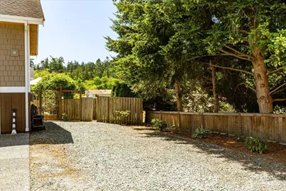 2806 Washington Boulevard, Anacortes, WA 98221 - Photo 31