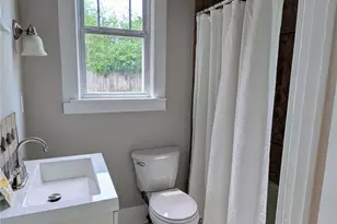 1220 S Adams St, Tacoma, WA 98405 - Photo 13