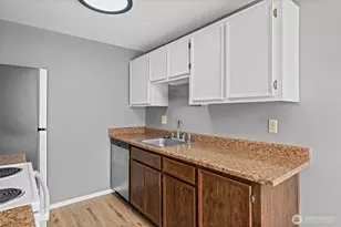 1868 Central Pl S, Kent, WA 98030 - Photo 17