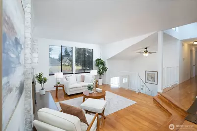 525 E 160th Street, Tacoma, WA 98445 - Photo 5