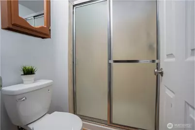 525 E 160th Street, Tacoma, WA 98445 - Photo 15