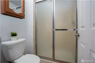 525 E 160th St, Tacoma, WA 98445 - Photo 15