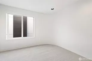 601 W Mercer Pl, Seattle, WA 98119 - Photo 19