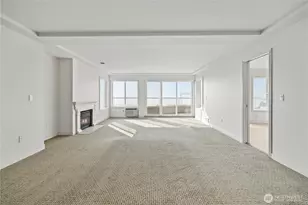 601 W Mercer Pl, Seattle, WA 98119 - Photo 5