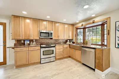 11914 NE 148th Street, Kirkland, WA 98034 - Photo 9