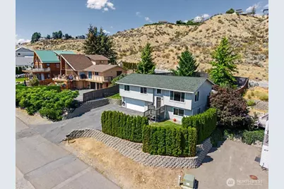 215 San Remo Lane, Chelan, WA 98816 - Photo 1