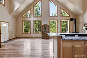 19 Lois Ln, Trout Lake, WA 98650 - Photo 3