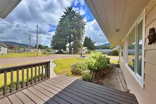 301 Temple Ave, Morton, WA 98356 - Photo 3