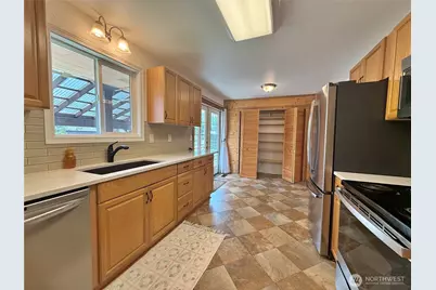 301 Temple Avenue, Morton, WA 98356 - Photo 9