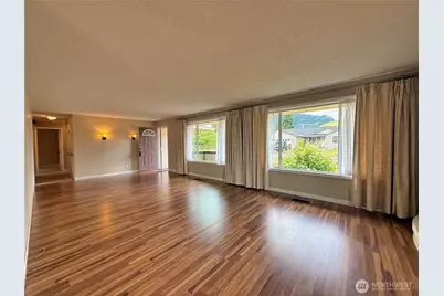 301 Temple Avenue, Morton, WA 98356 - Photo 7