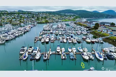 2304 Skyline Way #A-17, Anacortes, WA 98221 - Photo 13
