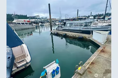 2304 Skyline Way #A-17, Anacortes, WA 98221 - Photo 7