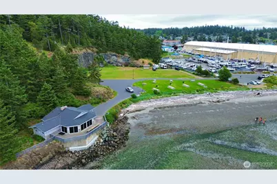 2304 Skyline Way #A-17, Anacortes, WA 98221 - Photo 19