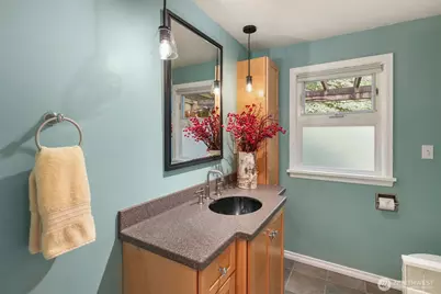 125 NE 135th Street, Seattle, WA 98125 - Photo 19