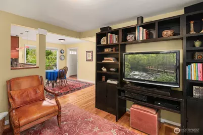 125 NE 135th Street, Seattle, WA 98125 - Photo 15