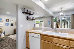 160 NE Melrose Dr, Oak Harbor, WA 98277 - Photo 17