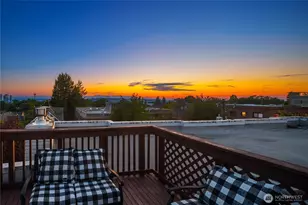 524 12th Ave E, Seattle, WA 98102 - Photo 3