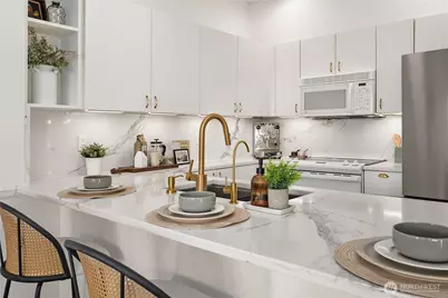 524 12th Avenue E #301, Seattle, WA 98102 - Photo 15