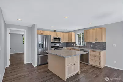 1524 Country Club Drive, Camano Island, WA 98282 - Photo 11