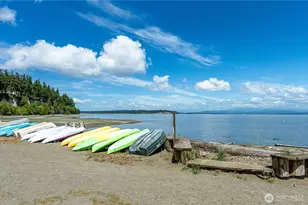 1524 Country Club Dr, Camano Island, WA 98282 - Photo 3