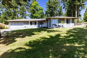 2473 Olympic Dr, Oak Harbor, WA 98277 - Photo 1
