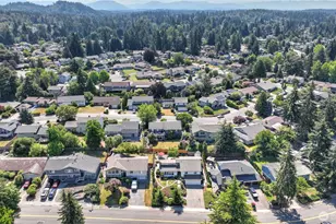 15617 SE Fairwood Blvd, Renton, WA 98058 - Photo 33