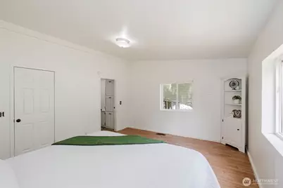 401 E Lk Devereaux Road, Allyn, WA 98524 - Photo 21