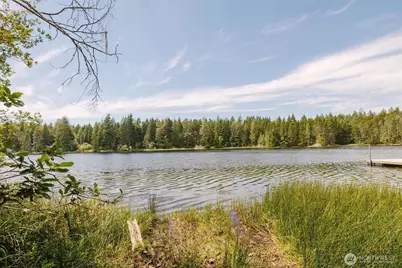 401 E Lk Devereaux Road, Allyn, WA 98524 - Photo 37