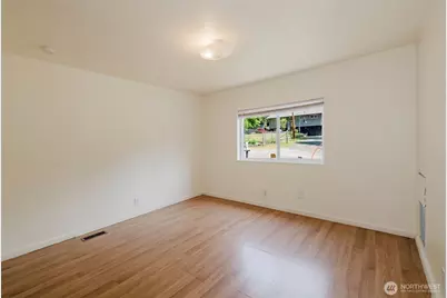 401 E Lk Devereaux Road, Allyn, WA 98524 - Photo 15