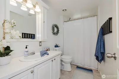 401 E Lk Devereaux Road, Allyn, WA 98524 - Photo 17