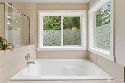 16005 74th Avenue NE, Kenmore, WA 98028 - Photo 23