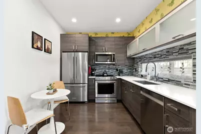 8358 19th Avenue NW #B, Seattle, WA 98117 - Photo 9