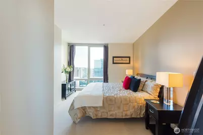 500 106th Avenue NE #2803, Bellevue, WA 98004 - Photo 7