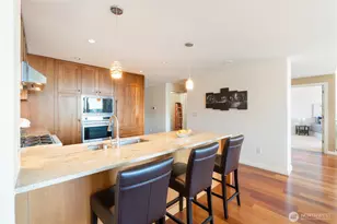 500 106th Ave NE, Bellevue, WA 98004 - Photo 3