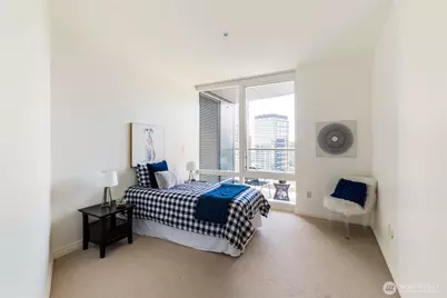 500 106th Avenue NE #2803, Bellevue, WA 98004 - Photo 11