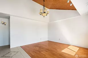 23516 20th Ave W, Bothell, WA 98021 - Photo 9