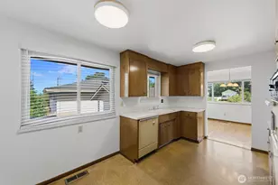 3751 SW Rose St, Seattle, WA 98126 - Photo 13