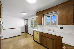 3751 SW Rose St, Seattle, WA 98126 - Photo 15