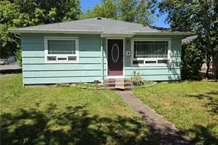 1305 8th Ave, Longview, WA 98632 - Photo 1
