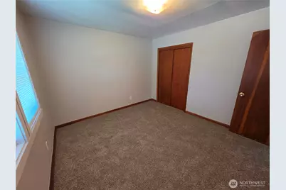 1305 8th Avenue, Longview, WA 98632 - Photo 9