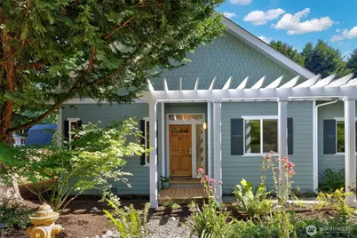 2007 NE Dingley Road, Bainbridge Island, WA 98110 - Photo 3