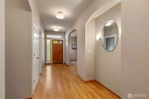 2007 NE Dingley Rd, Bainbridge Island, WA 98110 - Photo 5