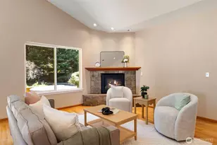 2007 NE Dingley Rd, Bainbridge Island, WA 98110 - Photo 7