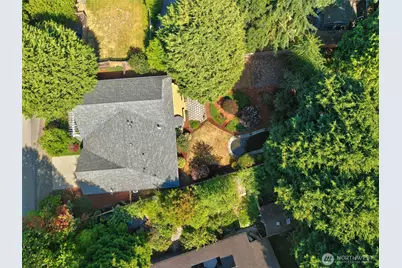 2007 NE Dingley Road, Bainbridge Island, WA 98110 - Photo 39