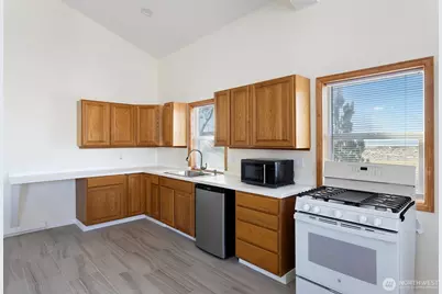 913 Riley Road, Oak Harbor, WA 98277 - Photo 27