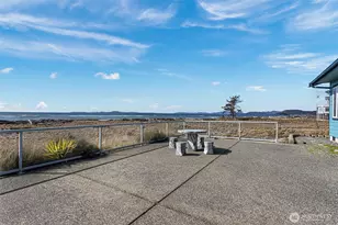 913 Riley Rd, Oak Harbor, WA 98277 - Photo 21