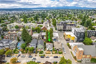 6823 Phinney Ave N, Seattle, WA 98103 - Photo 9