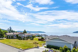 4916 Dundee Dr, Anacortes, WA 98221 - Photo 1