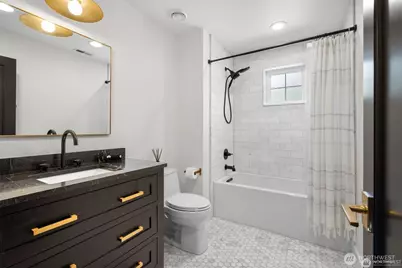 312 Prospect Street, Seattle, WA 98109 - Photo 29